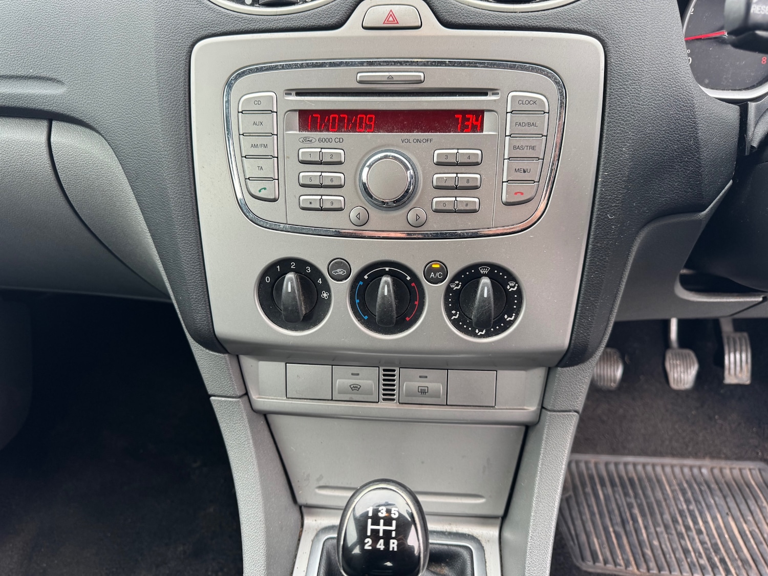 Used Ford Focus 2009 for sale - 77504345: Photo 16