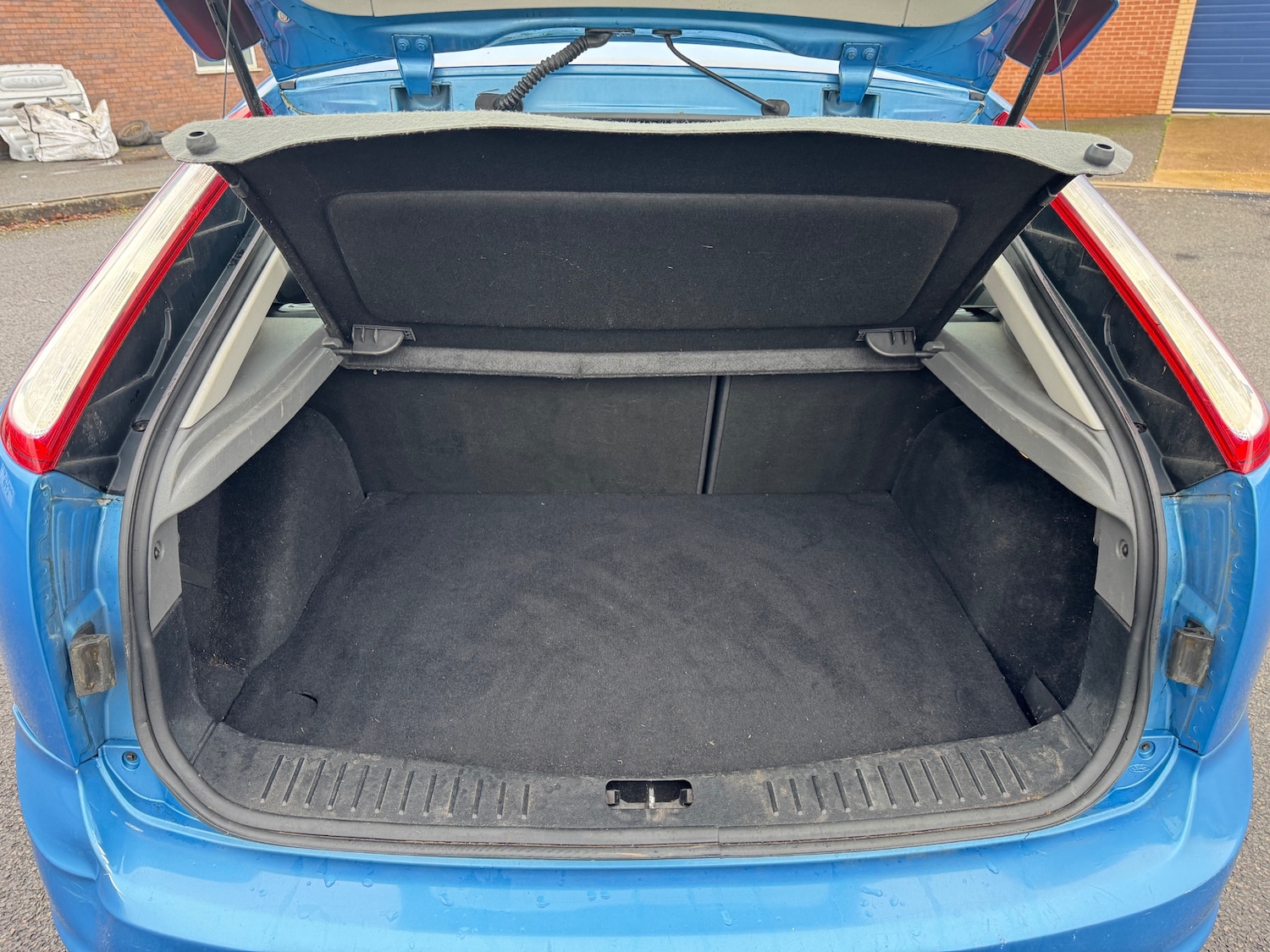 Used Ford Focus 2009 for sale - 77504345: Photo 23