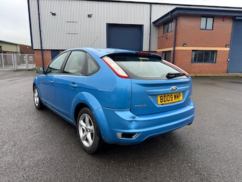 Used Ford Focus 2009 for sale - 77504345: Photo