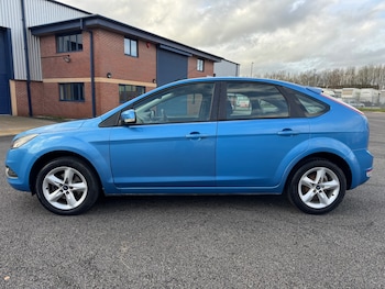 Used Ford Focus 2010 for sale - 77380859: Photo