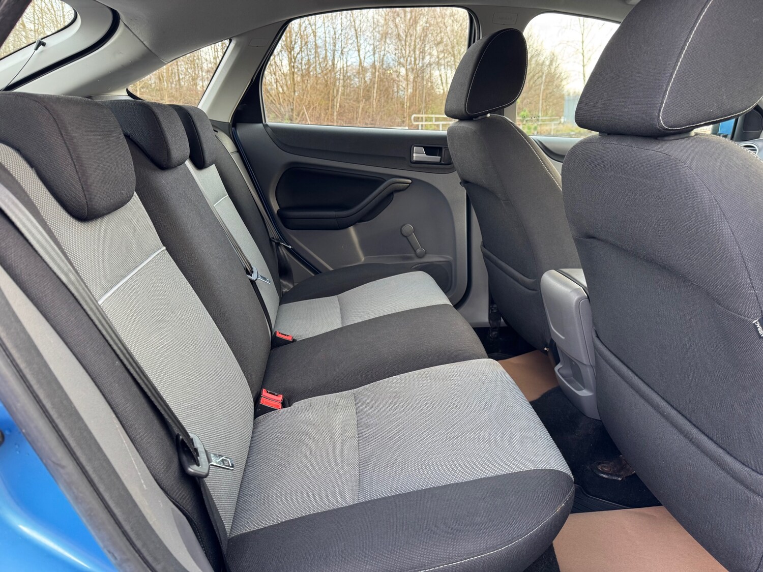 Used Ford Focus 2010 for sale - 77380859: Photo 30