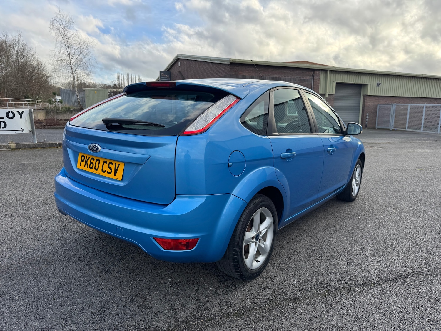 Used Ford Focus 2010 for sale - 77380859: Photo 5