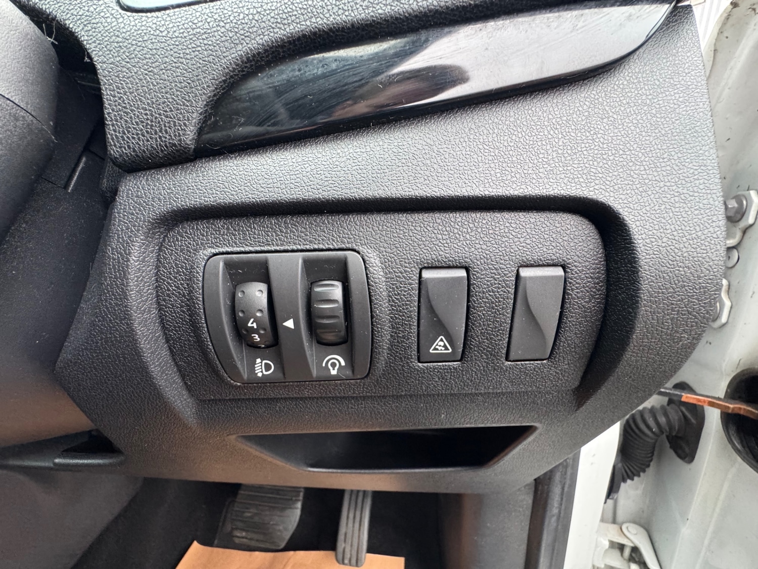 Used Renault Scenic 2011 for sale - 77053138: Photo 18