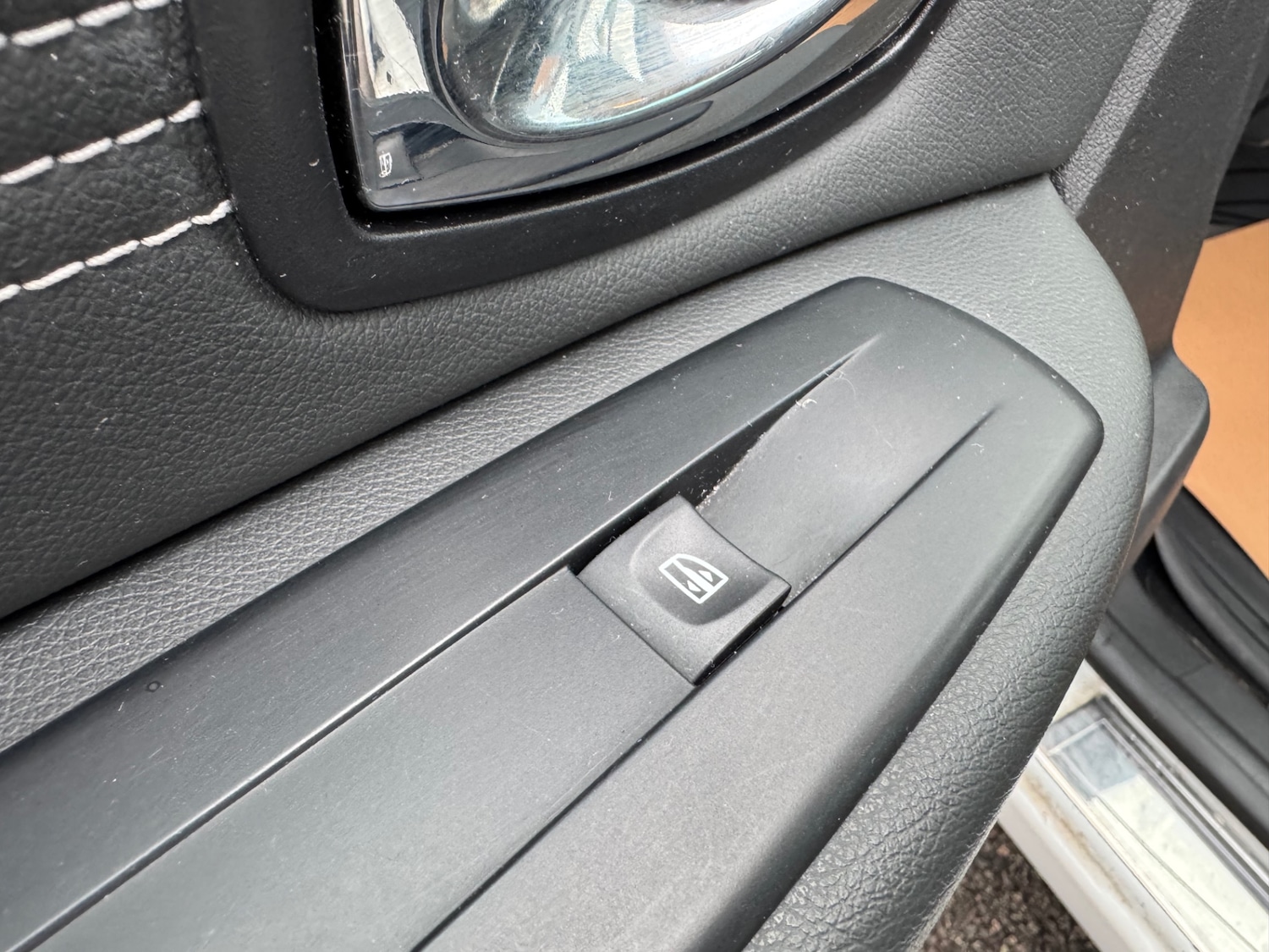 Used Renault Scenic 2011 for sale - 77053138: Photo 30