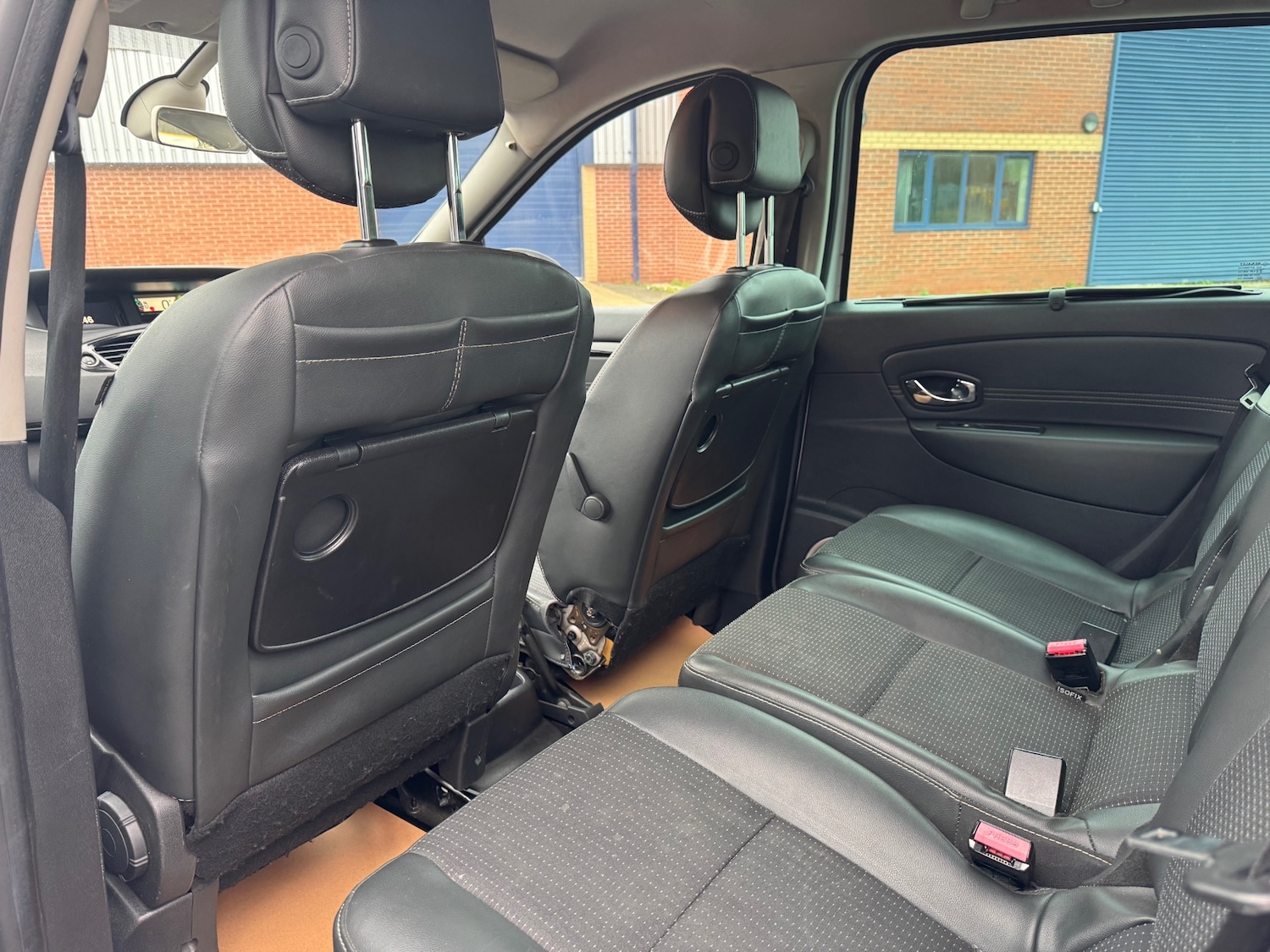 Used Renault Scenic 2011 for sale - 77053138: Photo 31