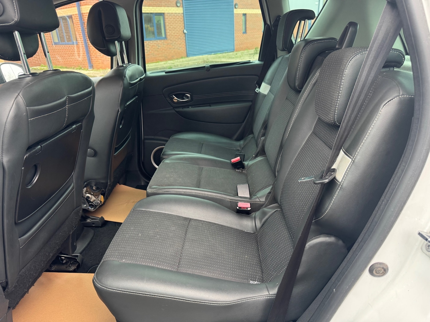 Used Renault Scenic 2011 for sale - 77053138: Photo 32