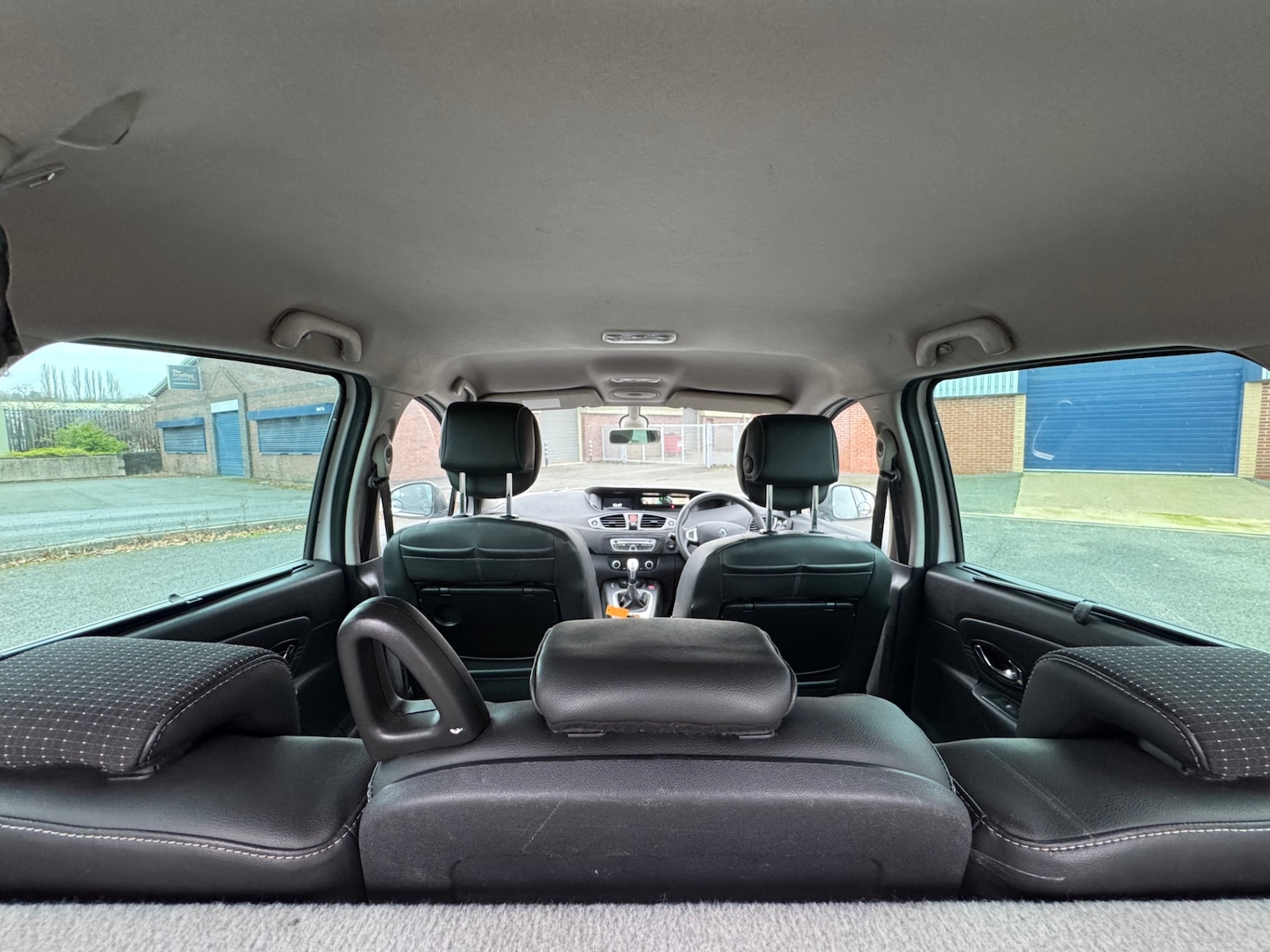 Used Renault Scenic 2011 for sale - 77053138: Photo 41