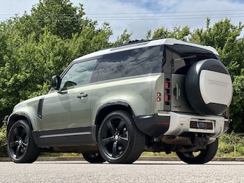 Used Land Rover Defender 90 2021 for sale - 78938194: Photo