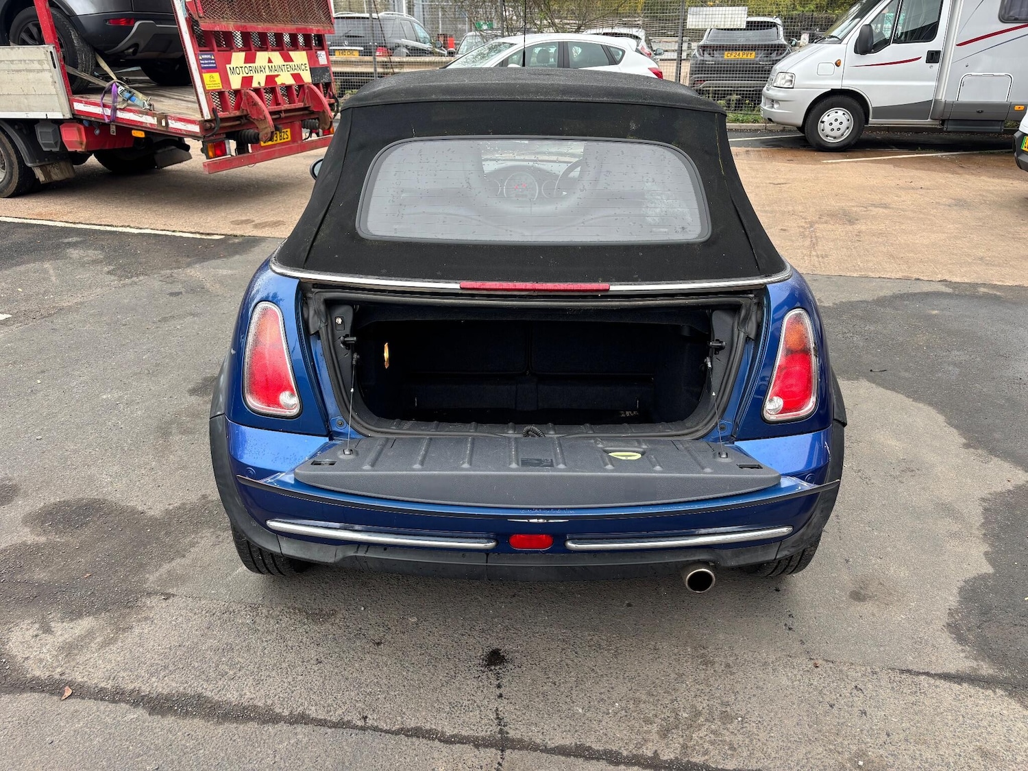 Used MINI Convertible 2008 for sale - 76423510: Photo 14