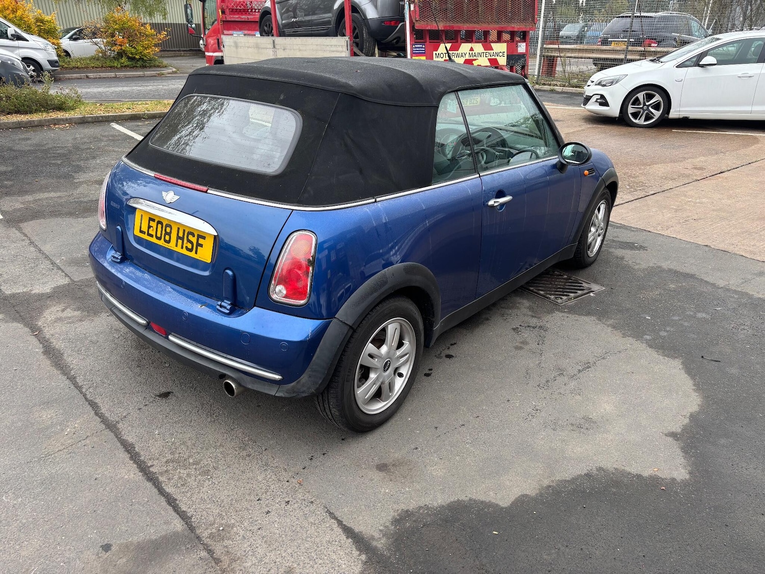 Used MINI Convertible 2008 for sale - 76423510: Photo 7