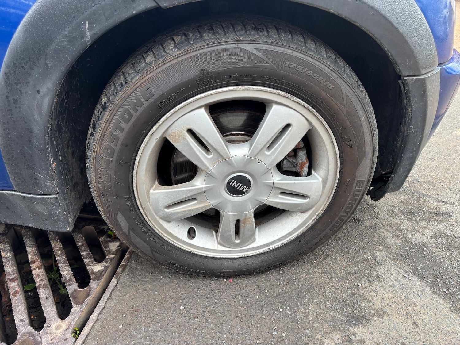 Used MINI Convertible 2008 for sale - 76423510: Photo 9