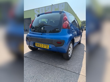 Used Peugeot 107 2013 for sale - 76109670: Photo