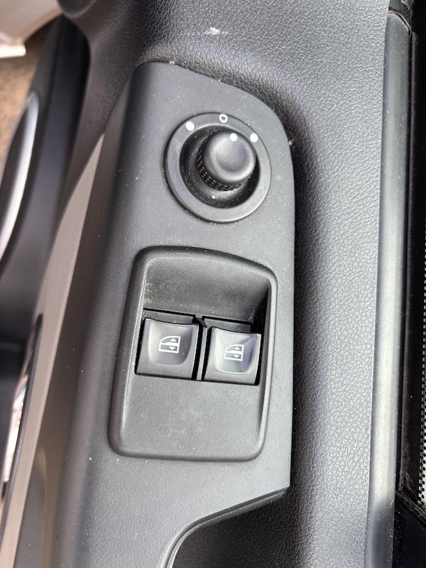 Used Renault Trafic 2015 for sale - 76213908: Photo 10