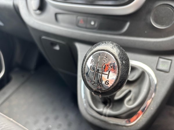 Used Renault Trafic 2015 for sale - 76213908: Photo 15