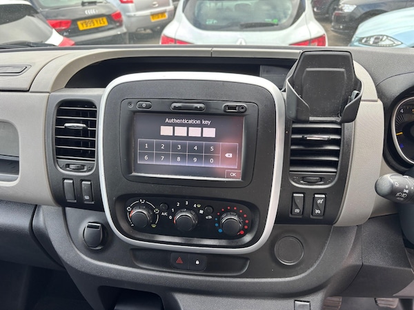 Used Renault Trafic 2015 for sale - 76213908: Photo 22