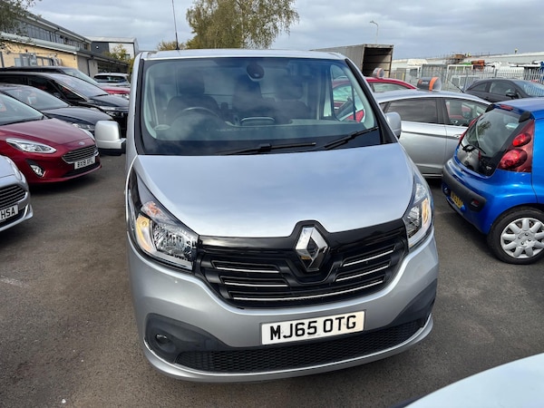 Used Renault Trafic 2015 for sale - 76213908: Photo 2