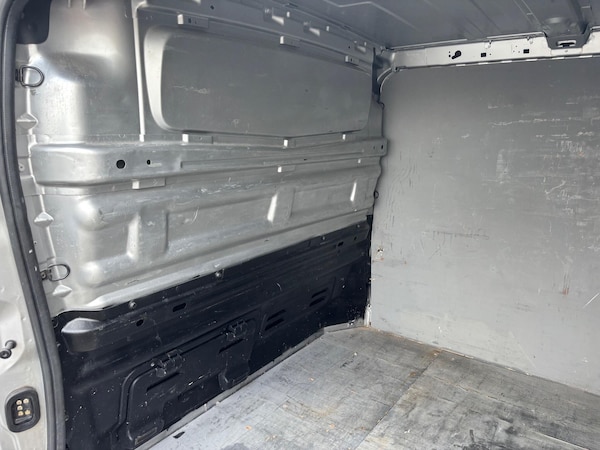 Used Renault Trafic 2015 for sale - 76213908: Photo 32