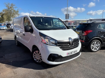 Used Renault Trafic 2017 for sale - 76060058: Photo