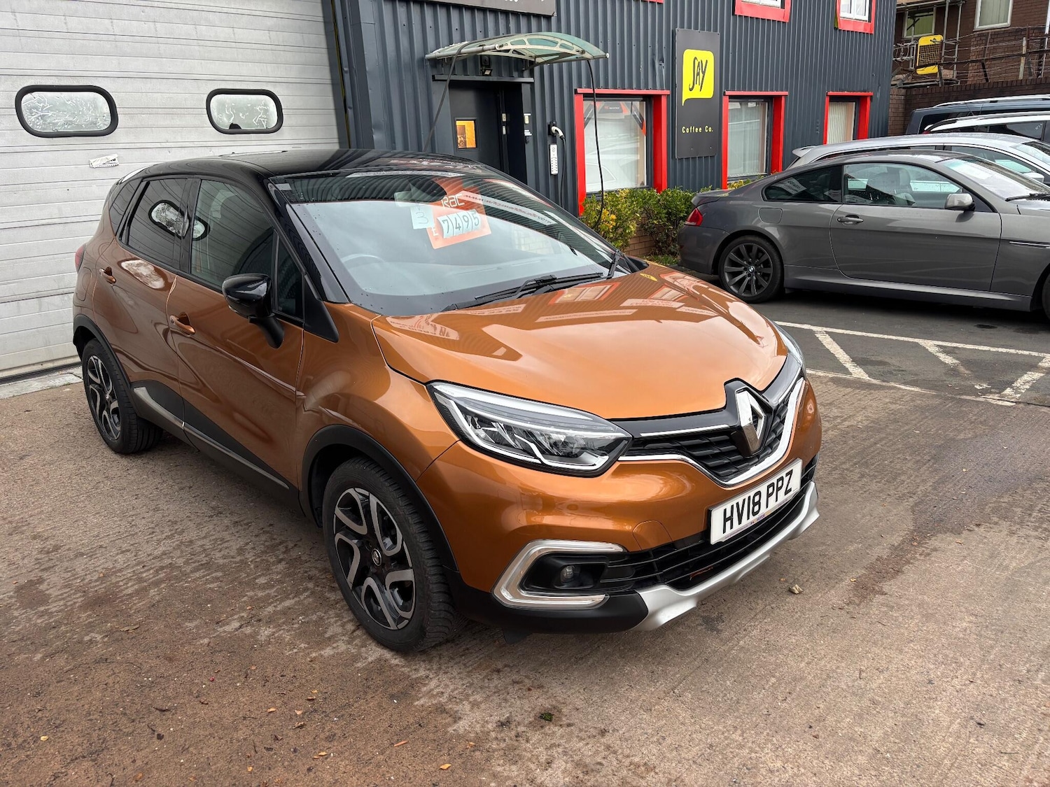 Used Renault Captur 2018 for sale - 76424444: Photo 1