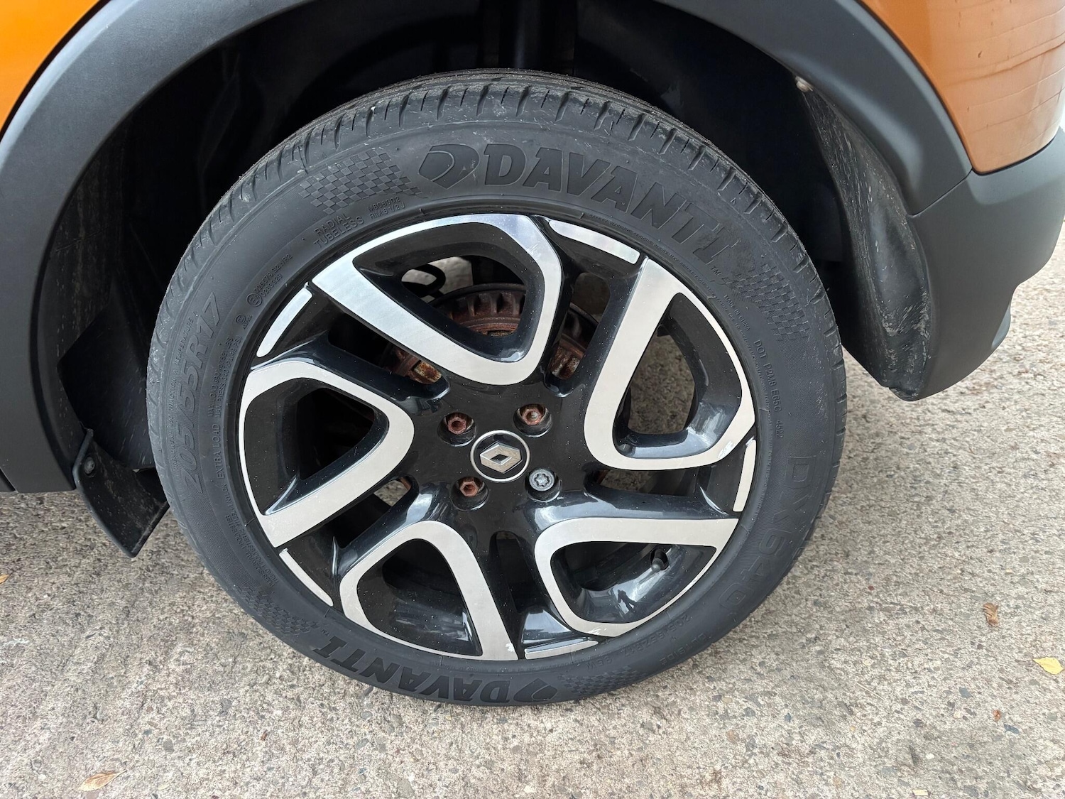 Used Renault Captur 2018 for sale - 76424444: Photo 8