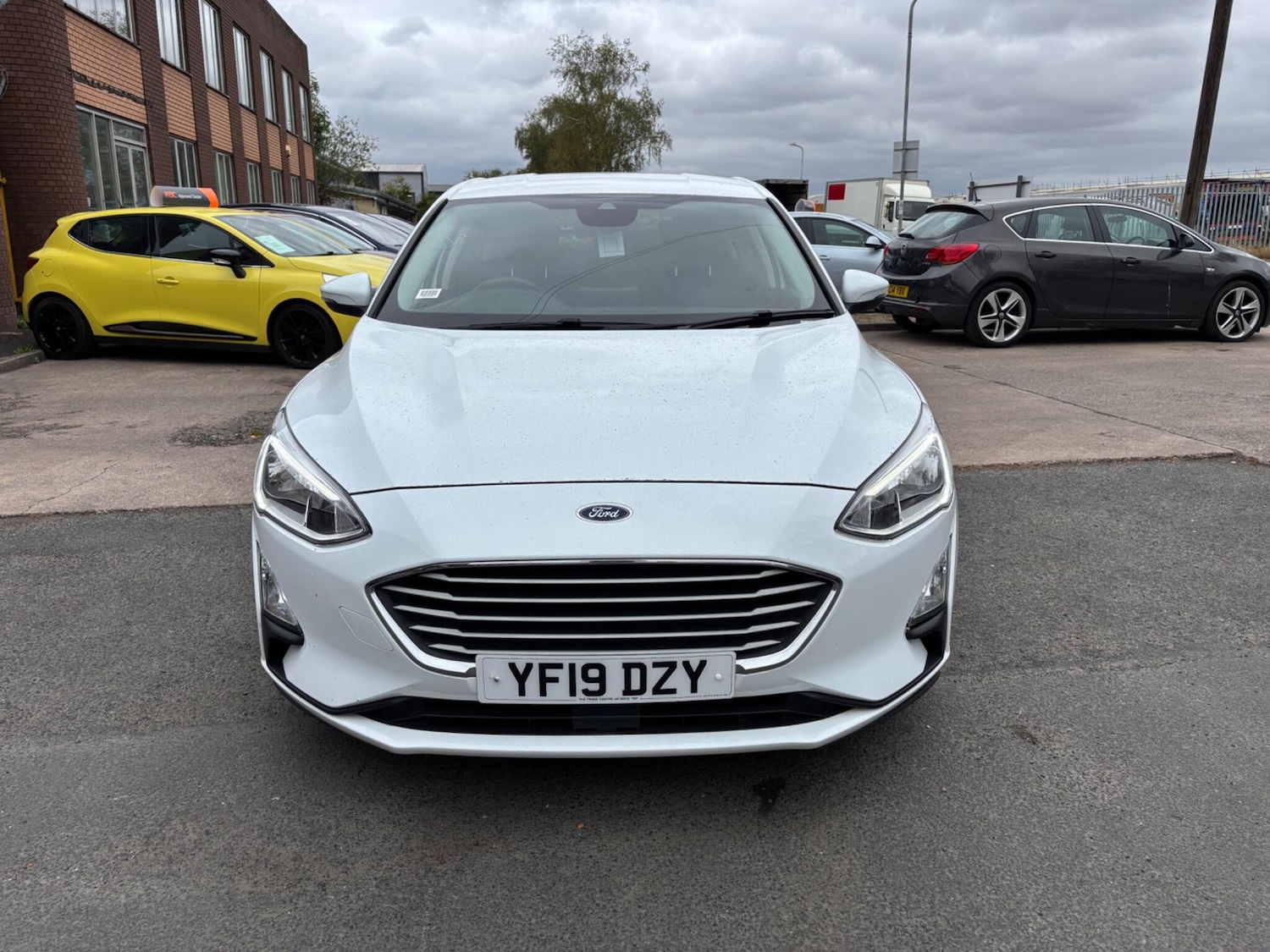 Used Ford Focus 2019 for sale - 76440985: Photo 2