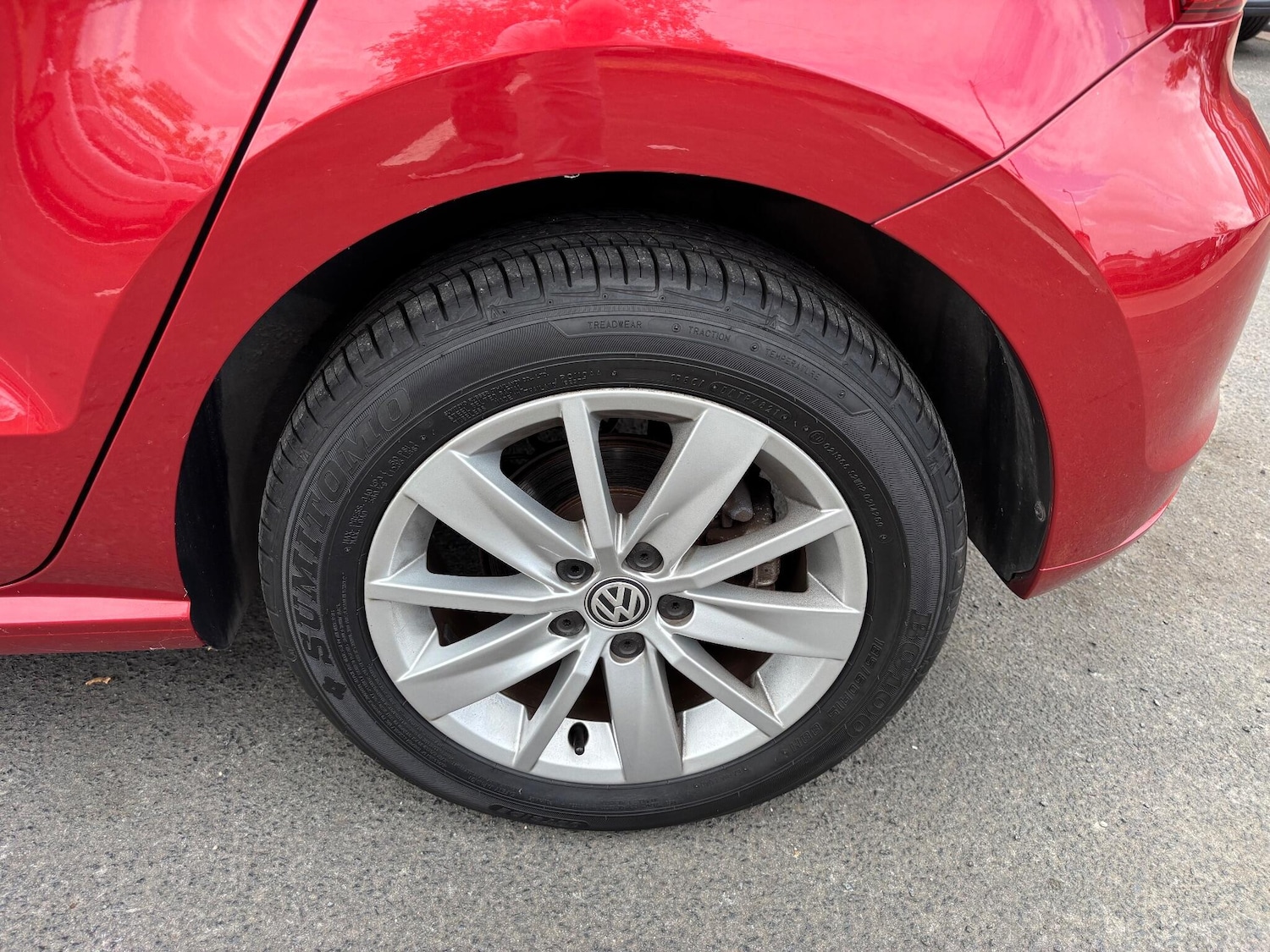 Used Volkswagen Polo 2015 for sale - 76371463: Photo 11