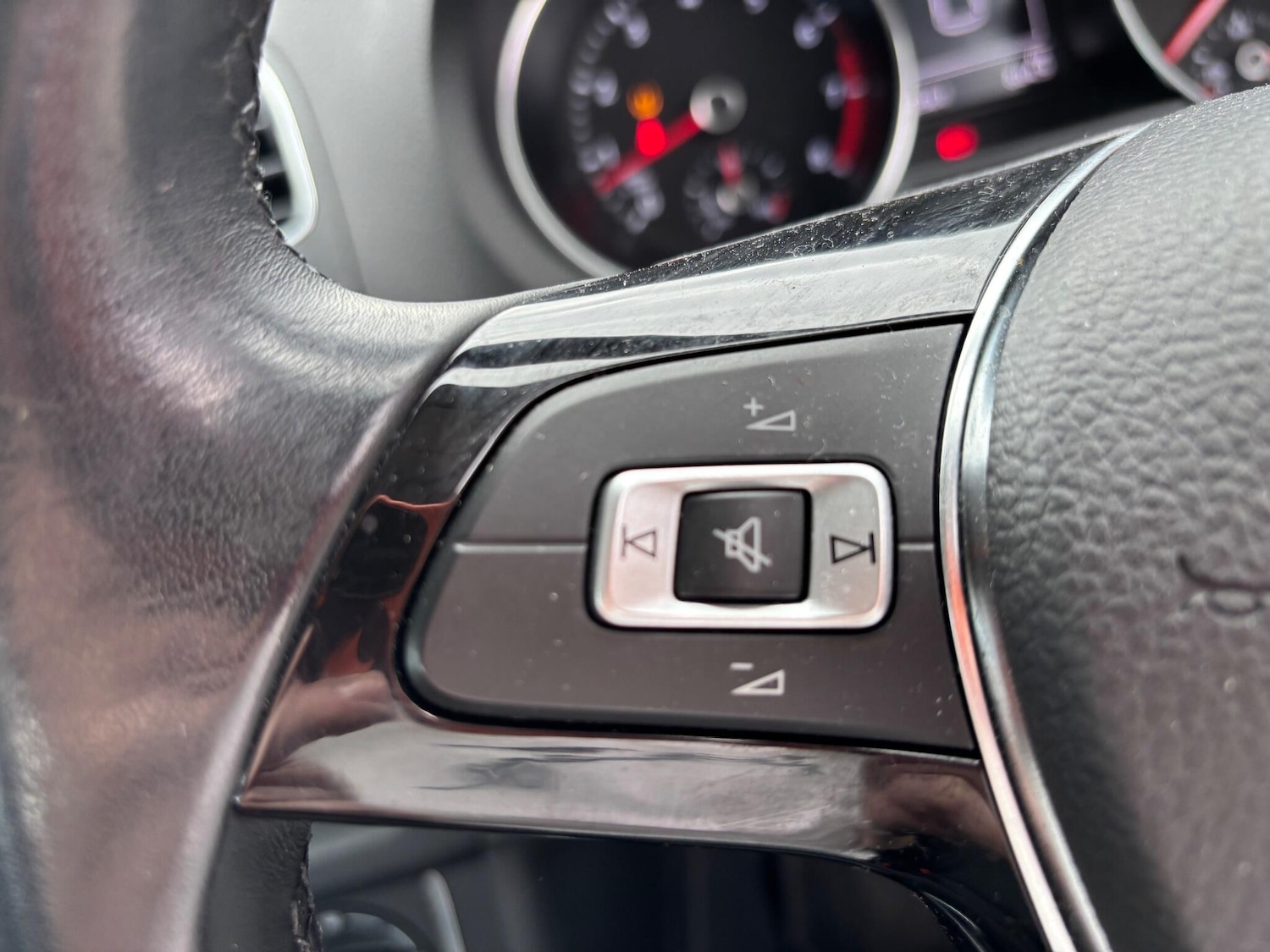 Used Volkswagen Polo 2015 for sale - 76371463: Photo 18