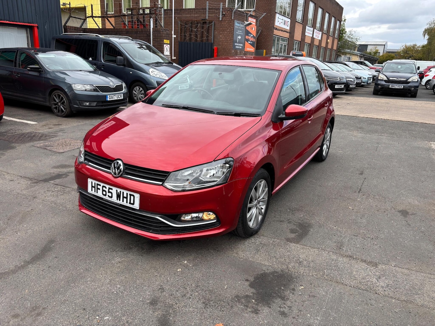Used Volkswagen Polo 2015 for sale - 76371463: Photo 3