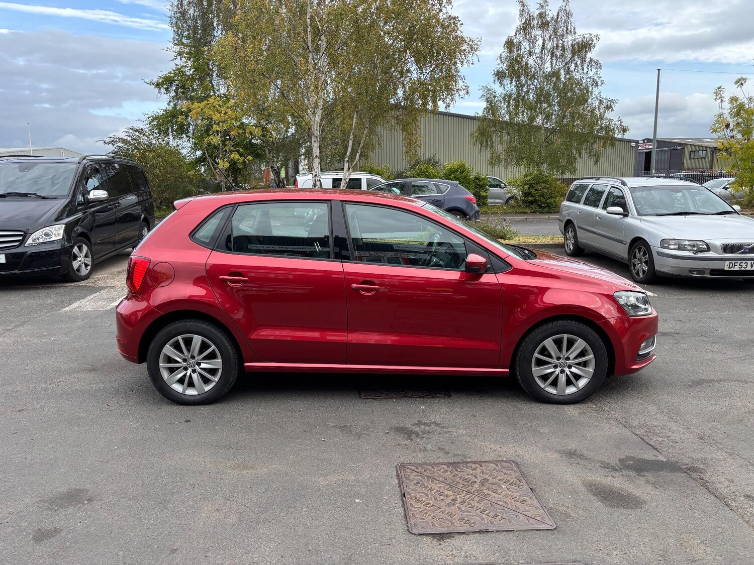 Used Volkswagen Polo 2015 for sale - 76371463: Photo 8