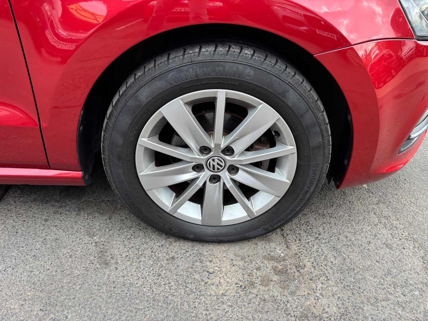 Used Volkswagen Polo 2015 for sale - 76371463: Photo 9