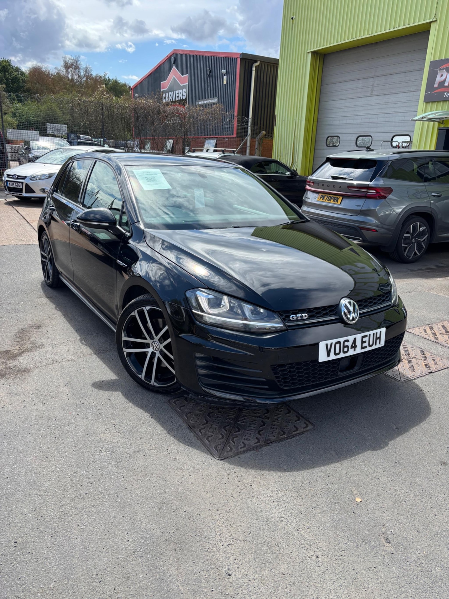 Used Volkswagen Golf 2014 for sale - 76349296: Photo 1