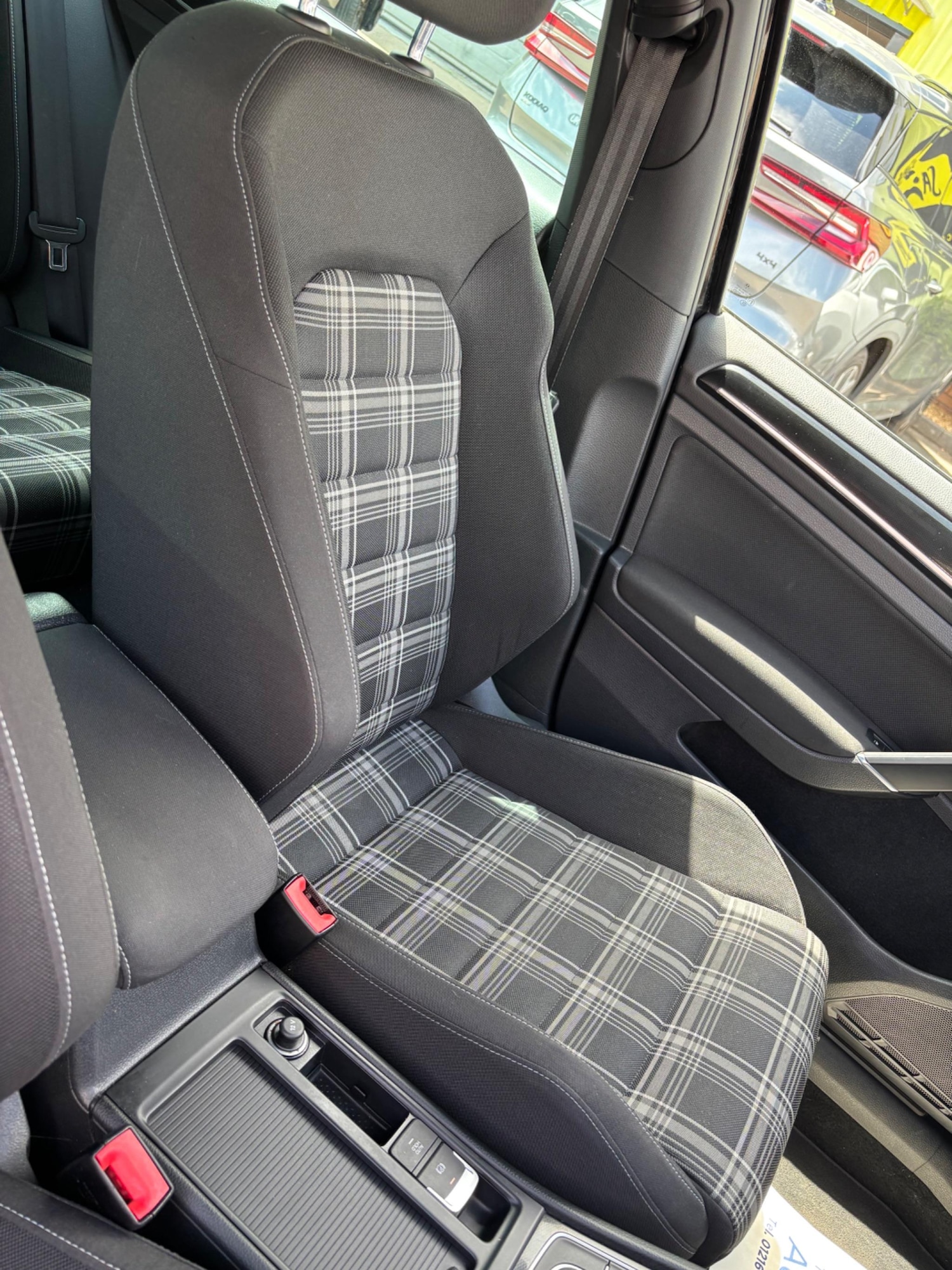 Used Volkswagen Golf 2014 for sale - 76349296: Photo 24
