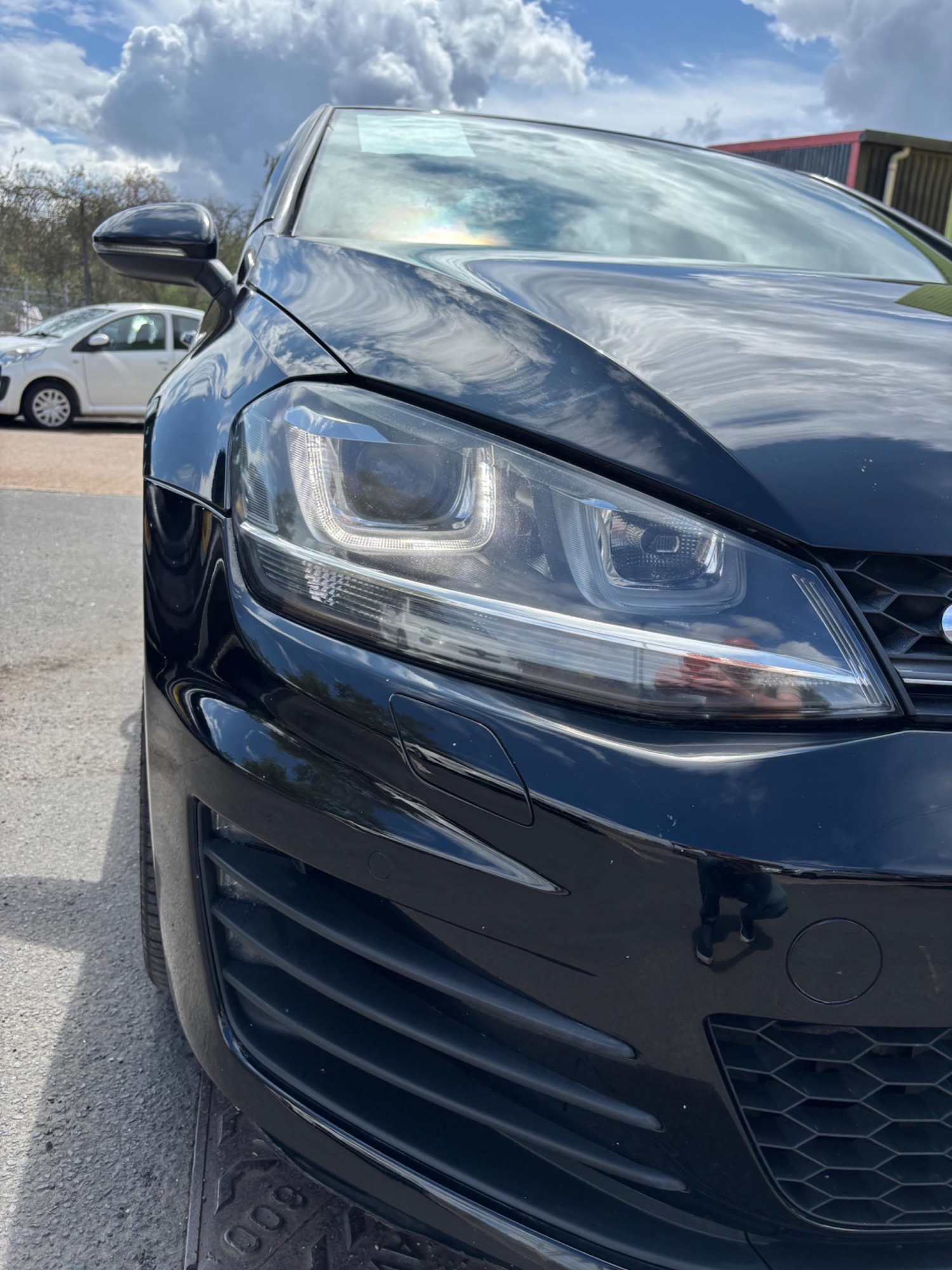 Used Volkswagen Golf 2014 for sale - 76349296: Photo 9