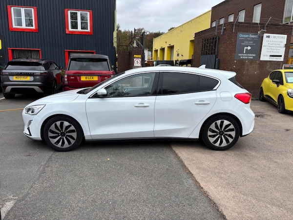 Used Ford Focus 2019 for sale - 75646705: Photo 4