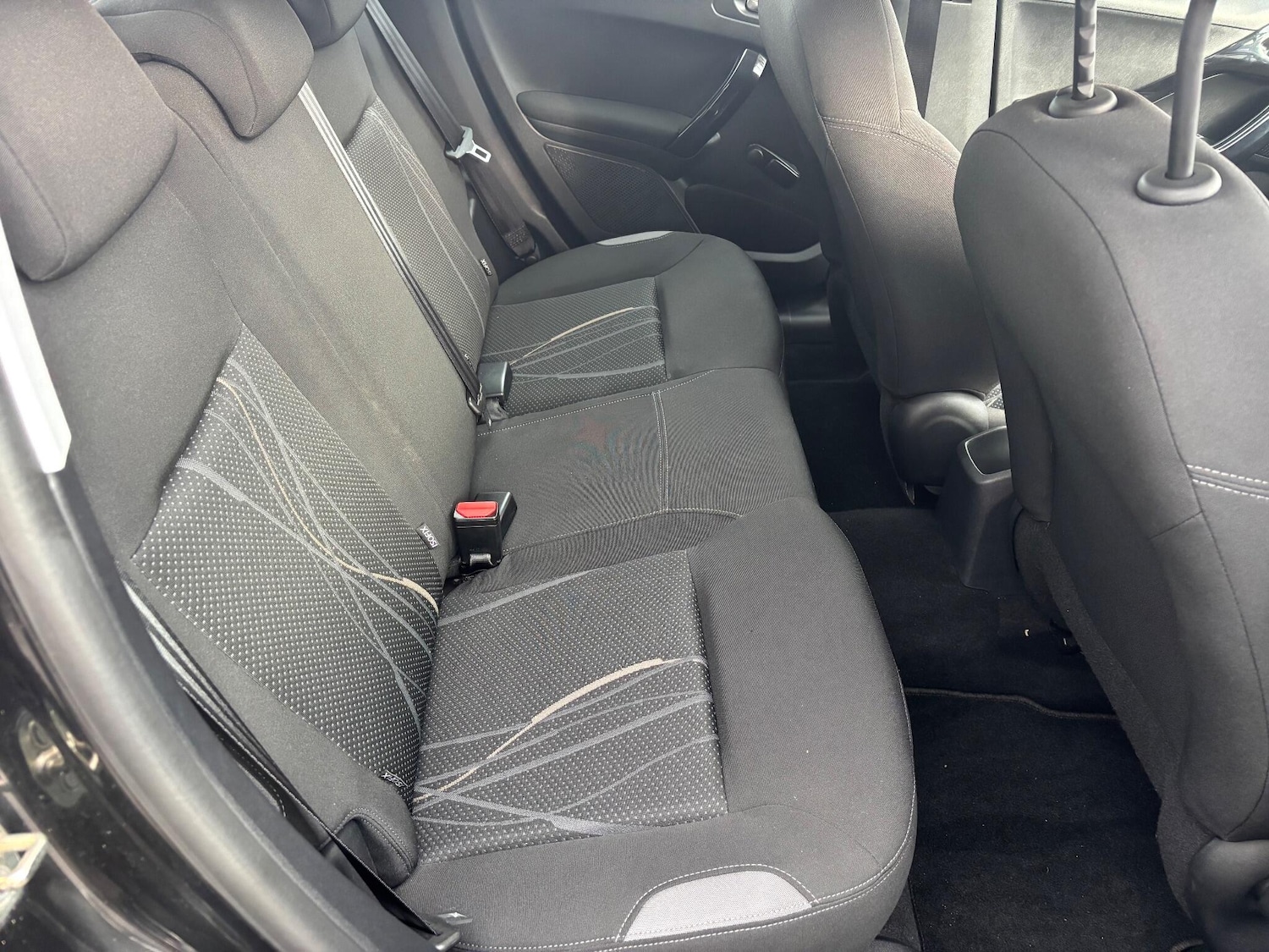 Used Peugeot 208 2012 for sale - 76499360: Photo 24