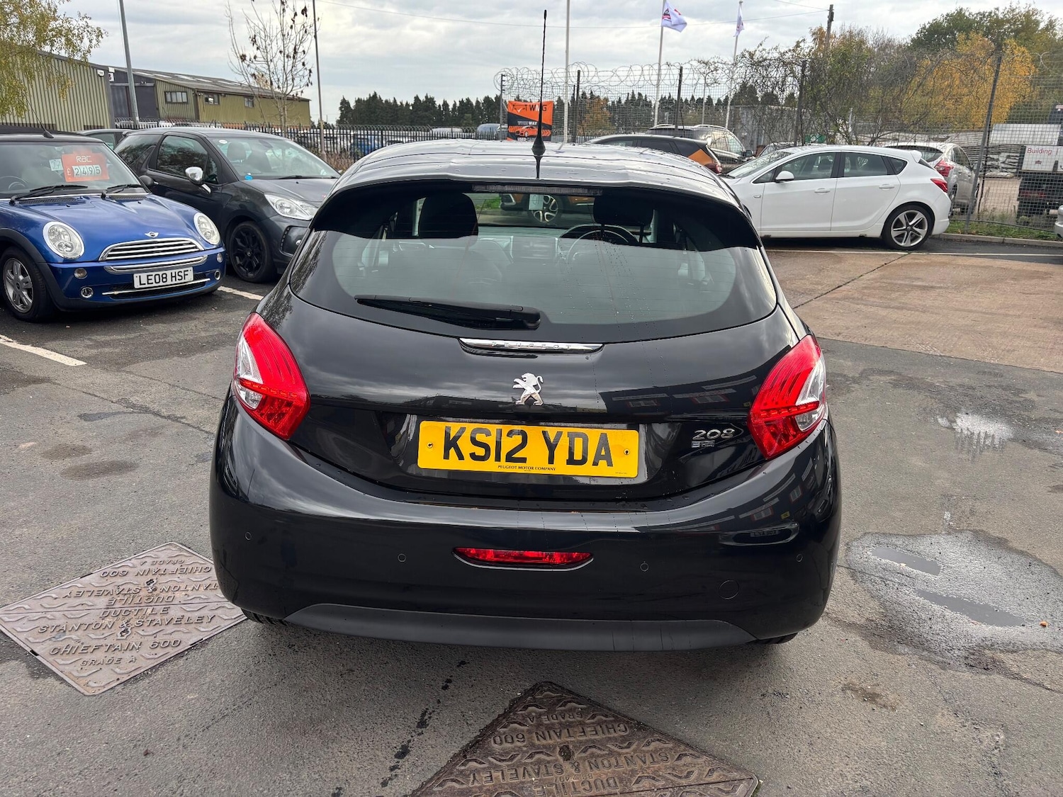 Used Peugeot 208 2012 for sale - 76499360: Photo 6