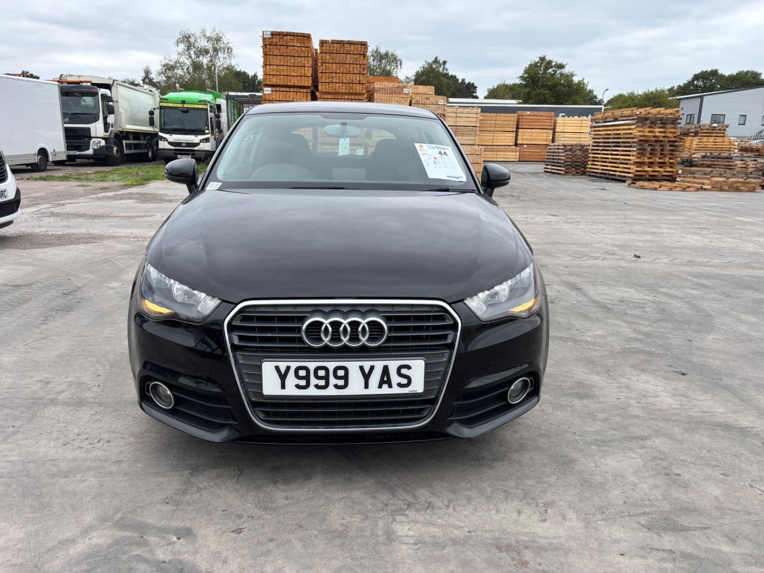 Used Audi A1 2013 for sale - 76370400: Photo 2