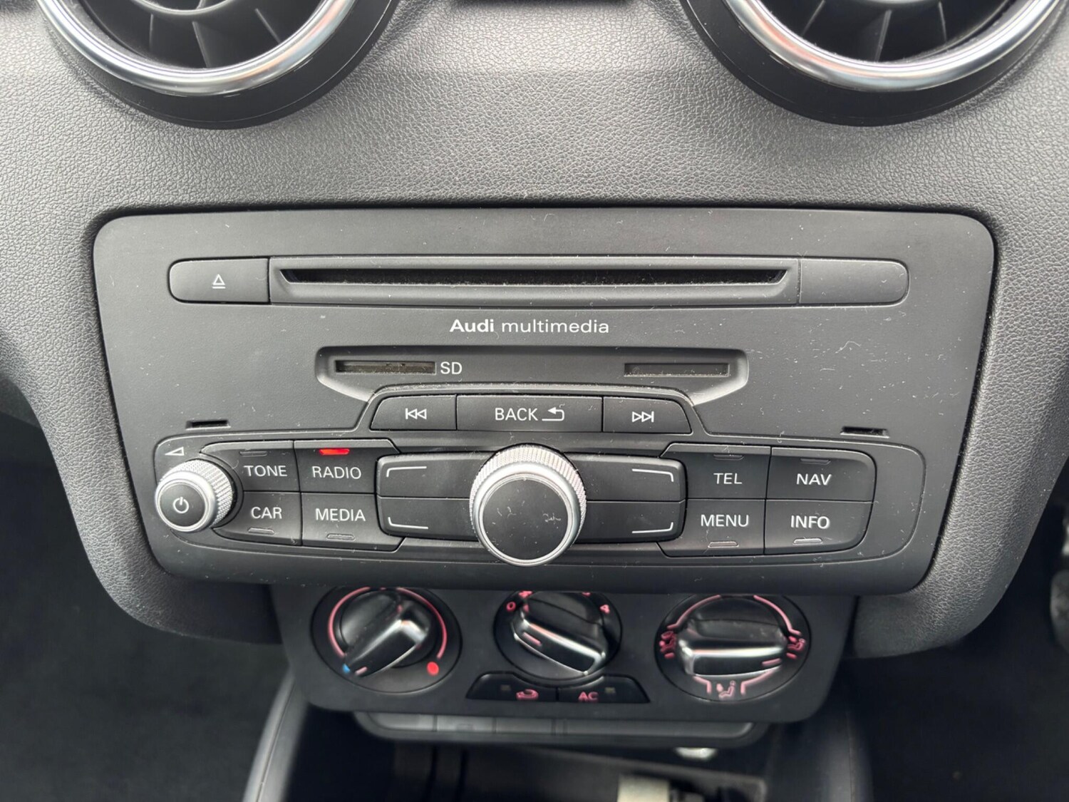 Used Audi A1 2013 for sale - 76370400: Photo 23