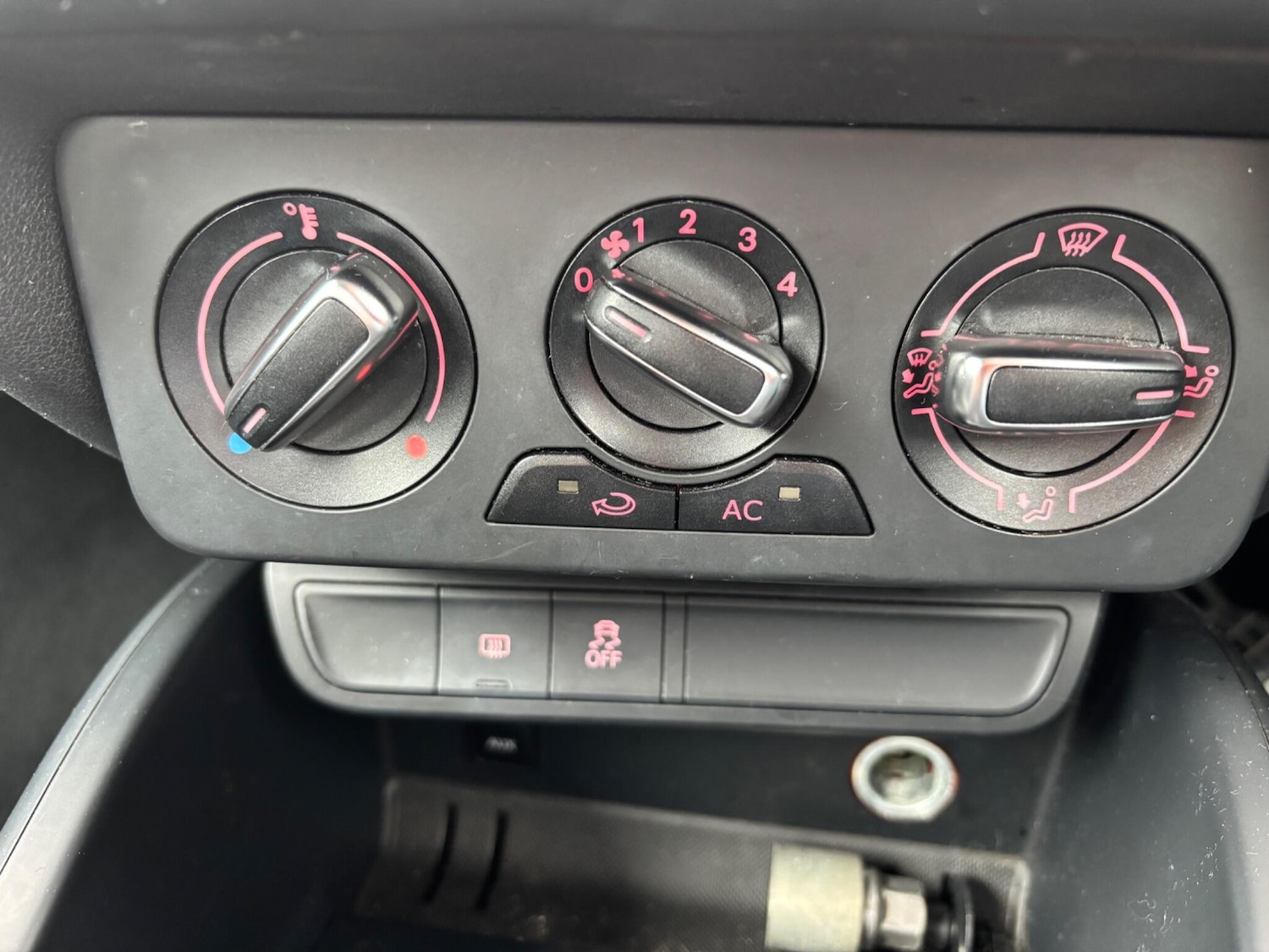 Used Audi A1 2013 for sale - 76370400: Photo 24