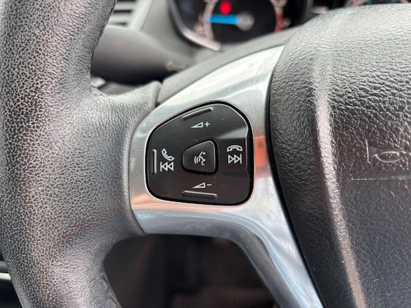 Used Ford Fiesta 2013 for sale - 75658375: Photo 16