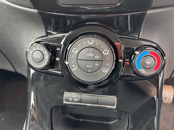 Used Ford Fiesta 2013 for sale - 75658375: Photo 23