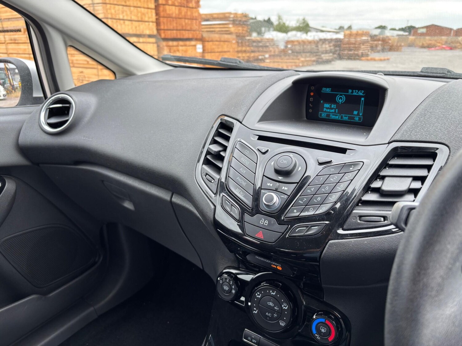 Vehicle 29