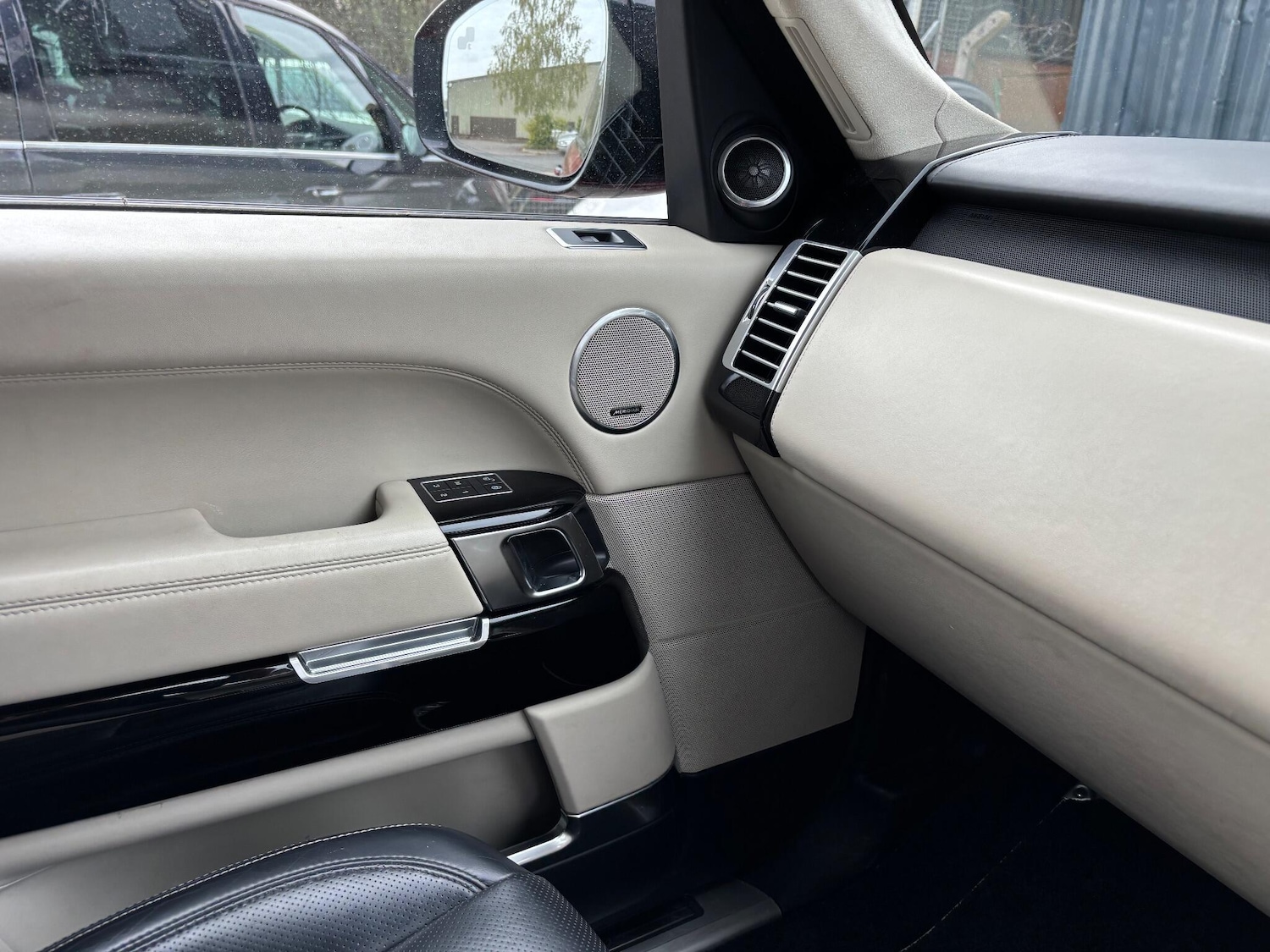 Used Land Rover Range Rover 2014 for sale - 76377853: Photo 27