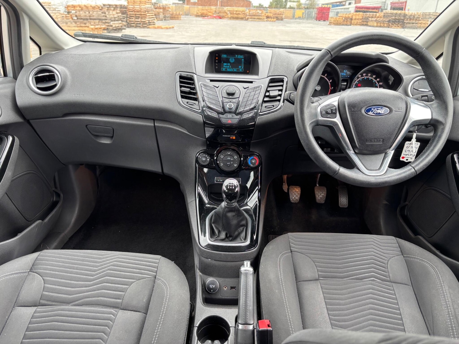 Used Ford Fiesta 2013 for sale - 76441220: Photo 27