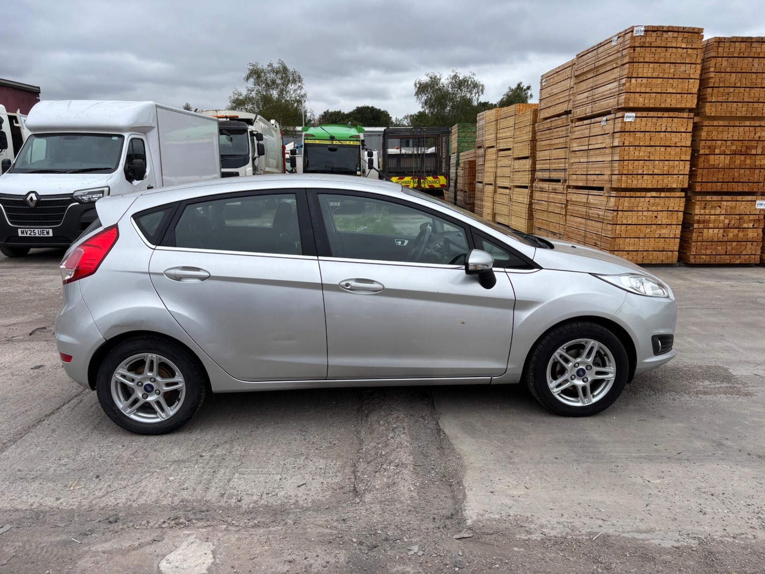 Used Ford Fiesta 2013 for sale - 76441220: Photo 8