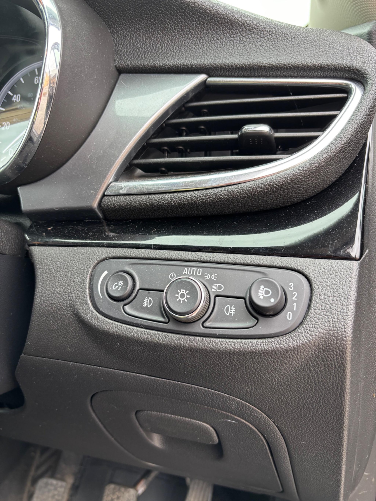 Used Vauxhall Mokka X for sale - 76440594: Photo 17