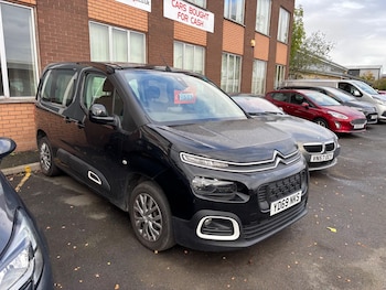 2019 (69) - 1.5 BlueHDi Feel M MPV Euro 6 5dr