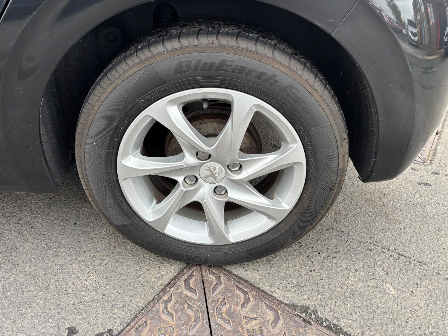 Used Peugeot 308 2014 for sale - 76485989: Photo 11