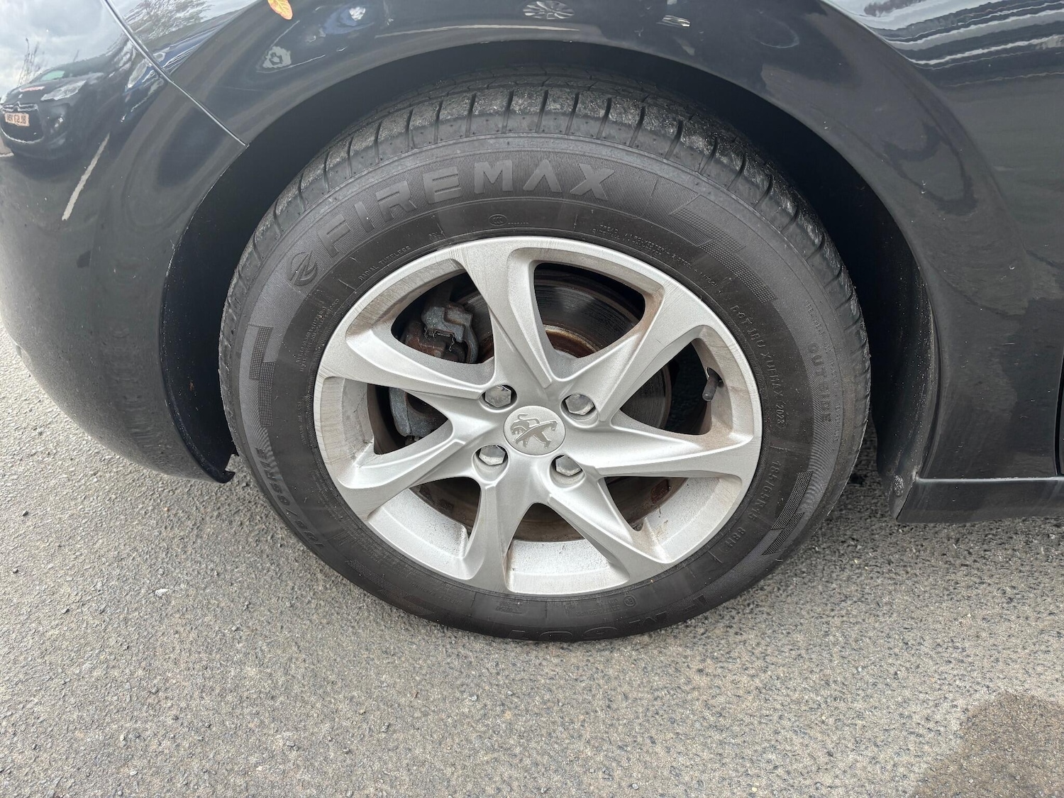 Used Peugeot 308 2014 for sale - 76485989: Photo 12