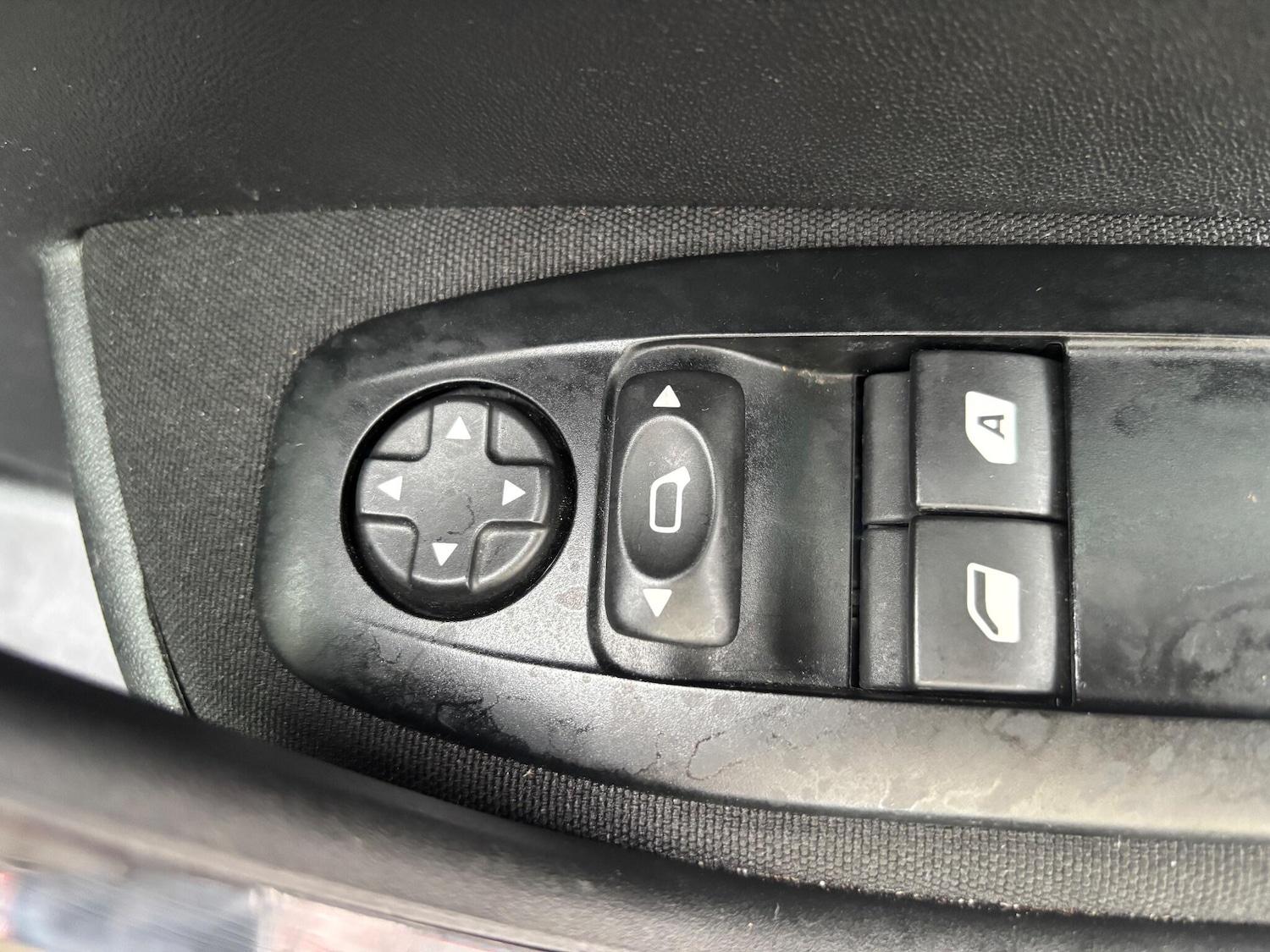 Used Peugeot 308 2014 for sale - 76485989: Photo 14